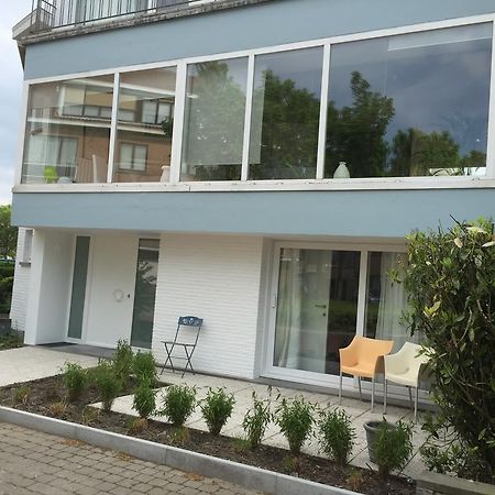Guesthouse Poppies , Free Parking Остенде Экстерьер фото