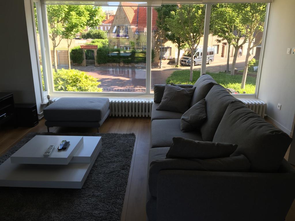 Guesthouse Poppies , Free Parking Остенде Номер фото