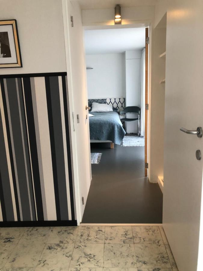 Guesthouse Poppies , Free Parking Остенде Экстерьер фото